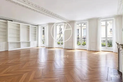 Appartement 6 pièces 160 m²