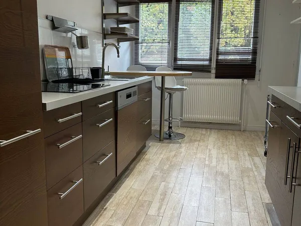 Appartement 3 pièces 94 m²
