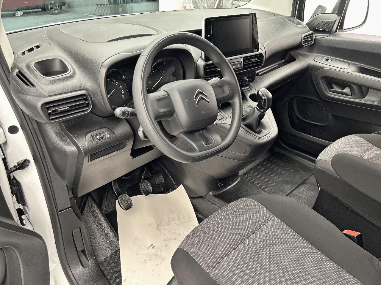 Citroën Berlingo van m 650 bluehdi 75 s&s bvm5 club — photo 9