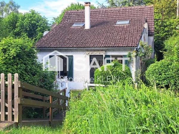 Maison de campagne, bord du canal, 5 pièces avec garage
