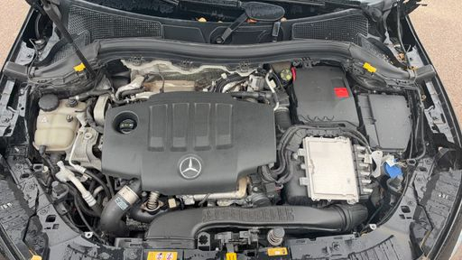 Mercedes Classe GLA 200 d 150 8G-DCT - AMG Line – 2020 – 152300 km – Diesel – Boîte Automatique — photo 32