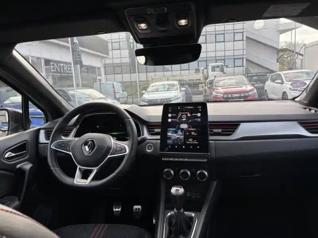 Renault Captur tce 140 - 21 — photo 17