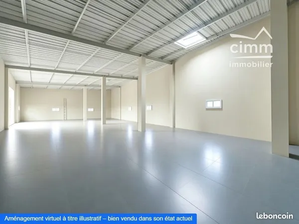 Local 390 m² Mazan