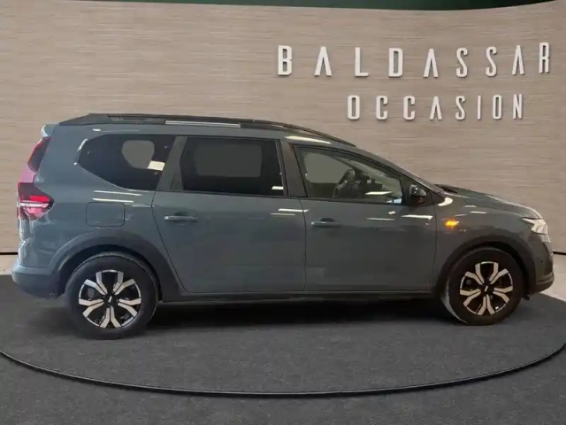 Dacia Jogger tce 110 7 places — photo 6