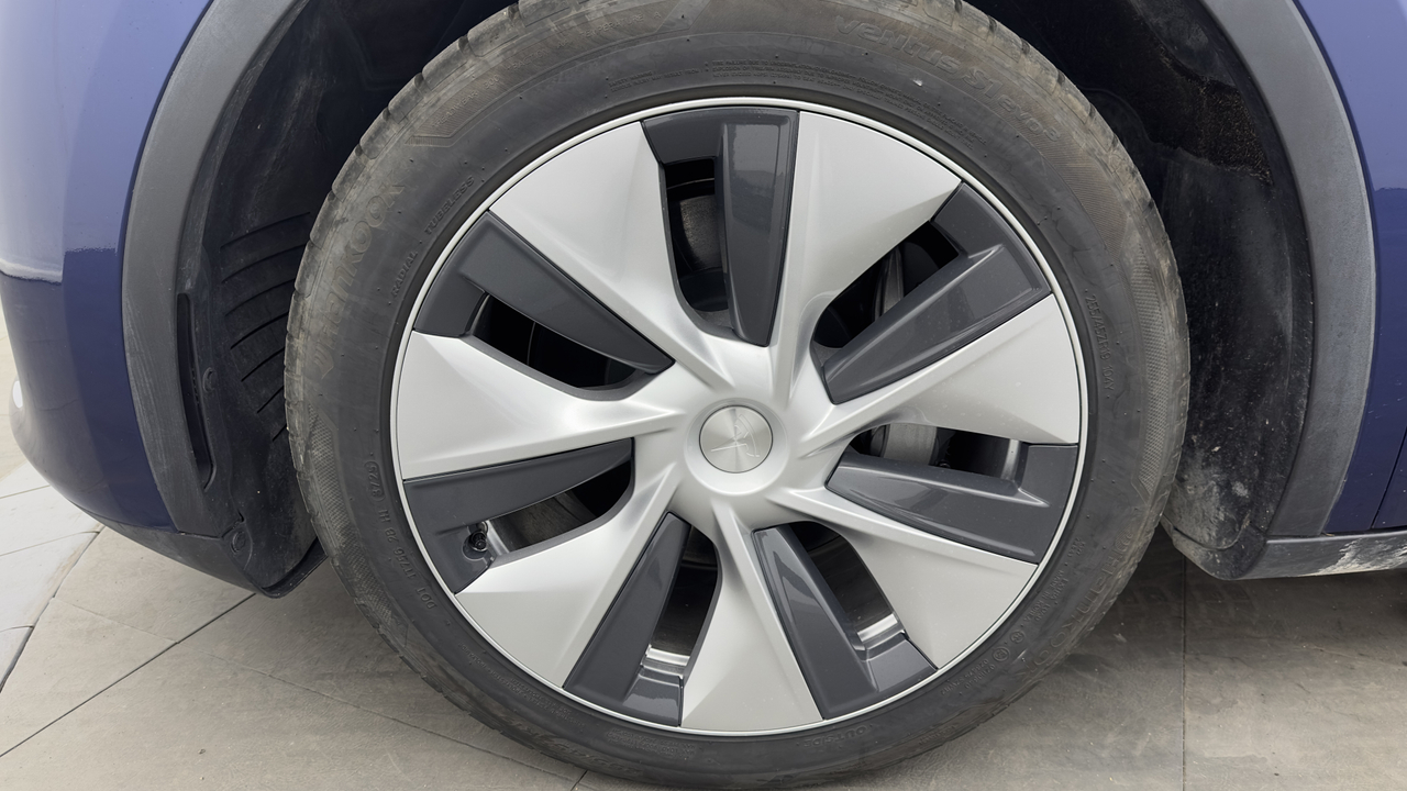 Tesla MODEL Y Grande Autonomie Dual Motor AWD — photo 51