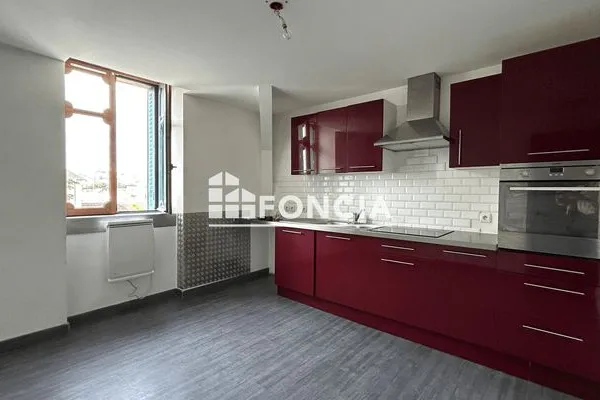 Appartement 1 pièce 57 m²