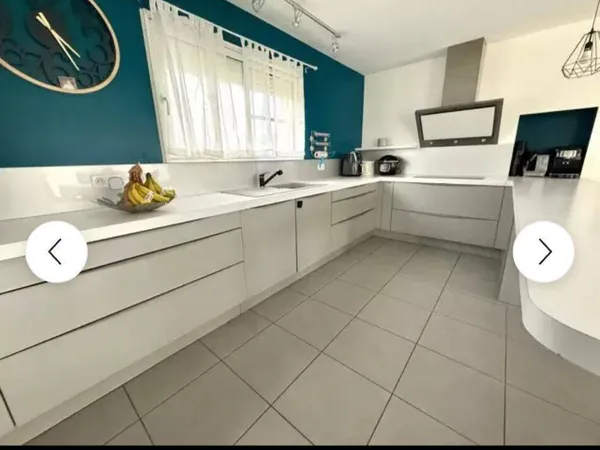 Maison de plain-pied 5 pièces 143 m²