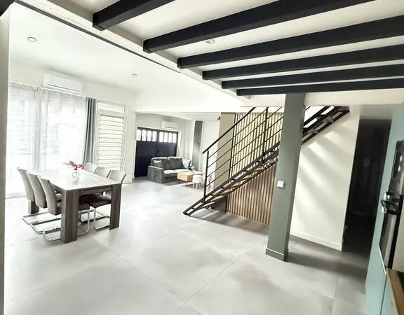 Maison 6 pièces 109 m²