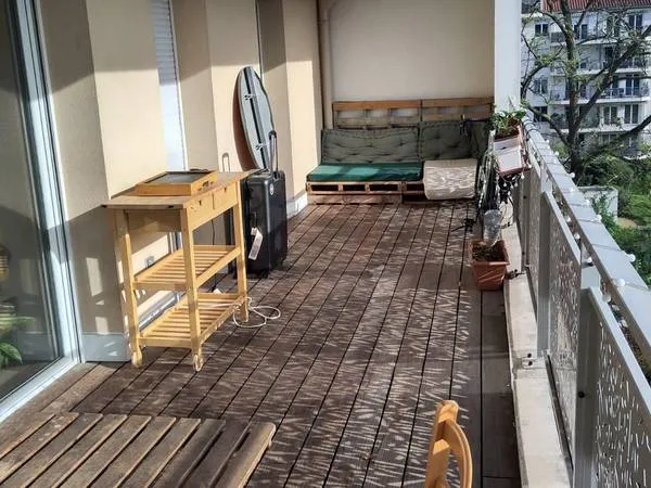 Loue chambre en colocation dans appartement