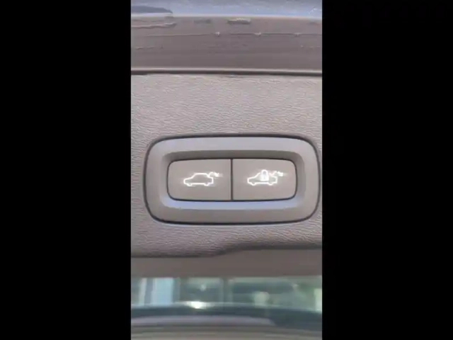 Volvo Xc60 t6 hybride rechargeable 253 + 145ch ultra style dark geartronic 8 awd — photo 12