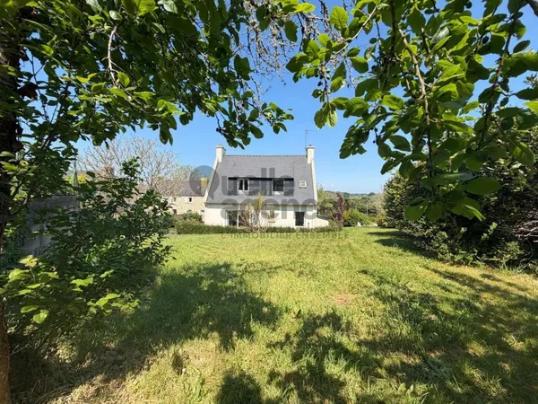Maison 6 pièces de 90 m2 à Mahalon