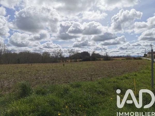 Terrain 1806 m²