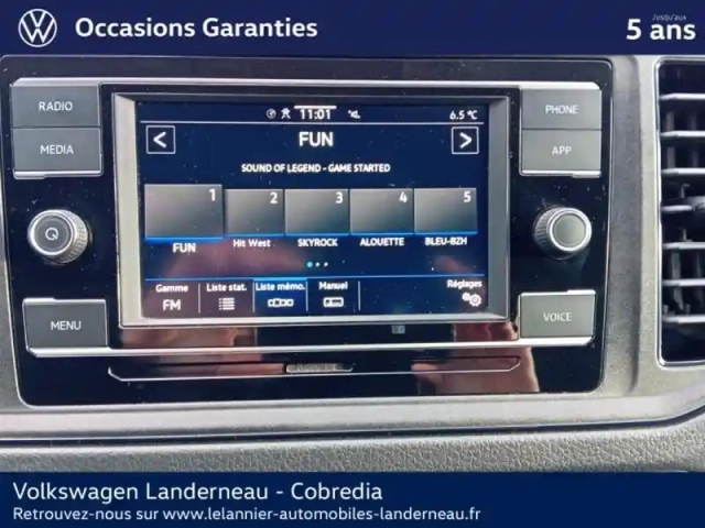 Volkswagen Crafter fg 30 l3h3 2.0 tdi 140ch pro first traction — photo 11