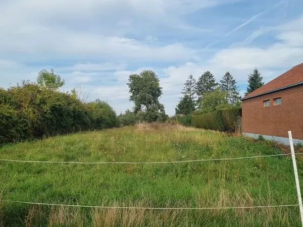 Terrain 1855 m²