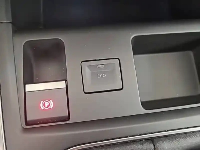 Citroën C5 Aircross puretech 130 s&amp;s bvm6 — photo 95