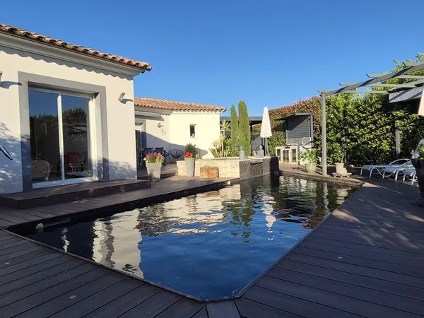 Vente | Maison | 5p | 4ch | 134 m² | Roquebrune-sur-Argens | Terrasse · Jardin · Piscine