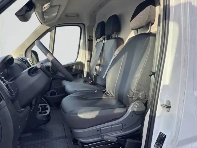 Peugeot Boxer fourgon tole 3.5 t l3h3 140 s&amp;s bvm6 — photo 11