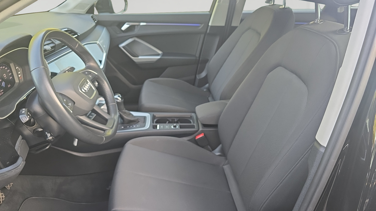 Audi Q3 35 TDI 150 ch S tronic 7 — photo 13