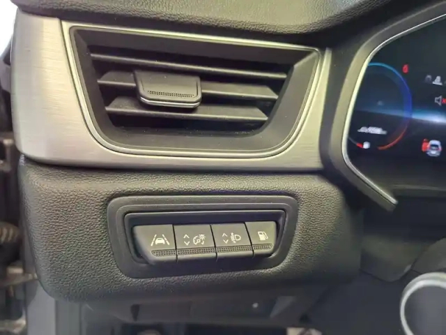 Renault Captur e-tech plug-in 160 - 21 — photo 34
