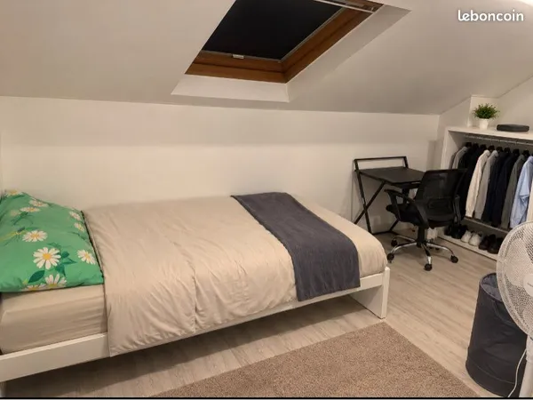 Chambre meublée 9 m²