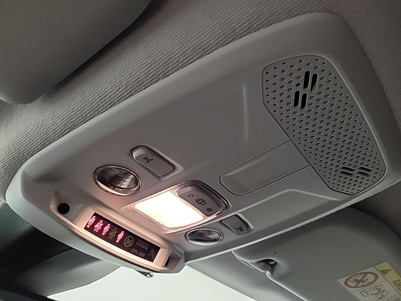 Peugeot 208 puretech 75 s&s bvm5 style — photo 24