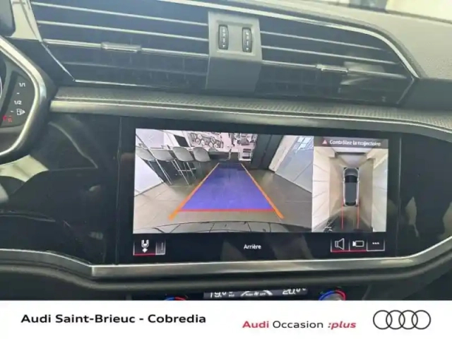 Audi Q3 sportback 35 tfsi 150ch s line s tronic 7 — photo 11