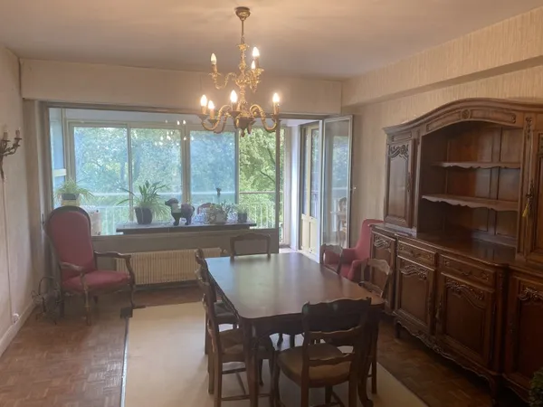 Appartement 3 pièces 84 m²