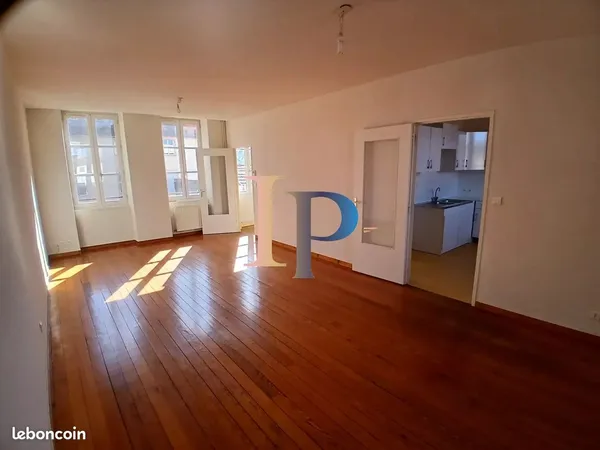 Duplex 5 pièces 104 m²