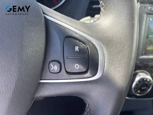 Renault Captur tce 150 fap edc — photo 20