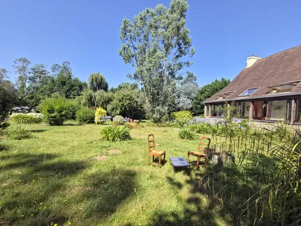 Maison en pierres au calme à 15 mn des plages