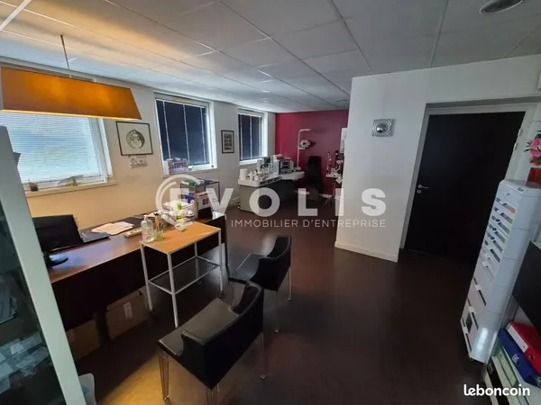 Bureaux 103 m²