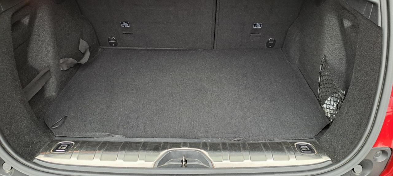 Peugeot 2008 puretech 130 s&s eat6 gt line — photo 5