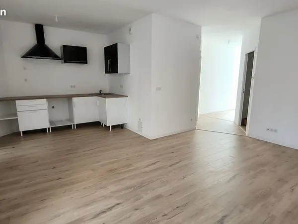 Appartement T3 60 m² RDC avec Véranda — Rénové DPE D — Saint-Symphorien-sur-Coise