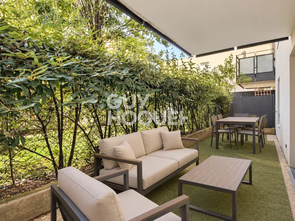 T2 Terrasse et garage