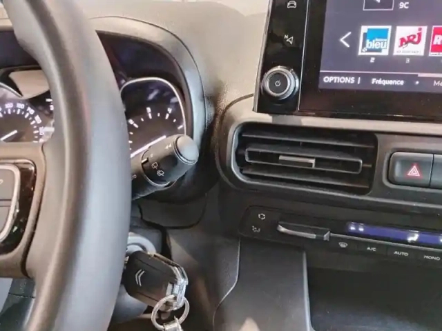 Citroën Berlingo taille m bluehdi 130 s&amp;s bvm6 shine — photo 18