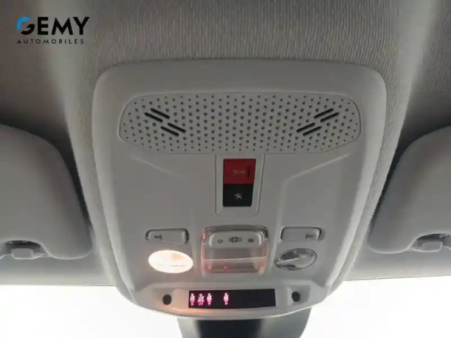 Peugeot 208 electrique 50 kwh 136ch — photo 16