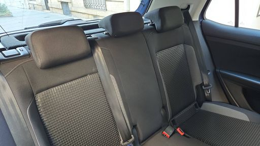 Volkswagen T-Cross 1.0 TSI 110 - Active – 2022 – 74560 km – Essence – Boîte Manuelle — photo 47