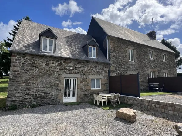 Maison 11 pièces 225 m²