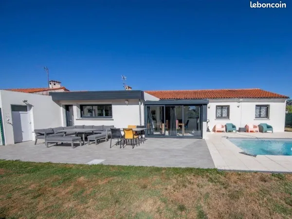 Maison familiale avec piscine