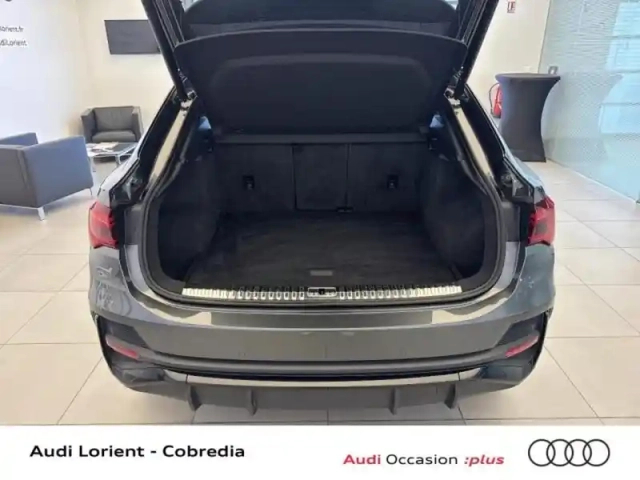 Audi Q3 sportback 35 tdi 150ch s edition s tronic 7 — photo 9