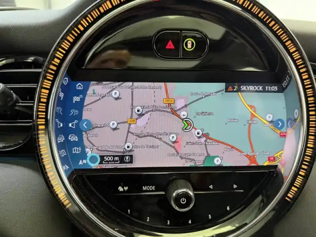 Mini Mini hatch 5 portes cooper 136 ch dkg7 — photo 21