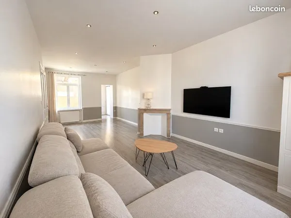 Maison 3 chambres avec garage individuel et extérieur