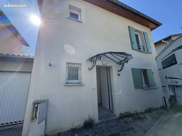 Villa 4 pièces 80 m²
