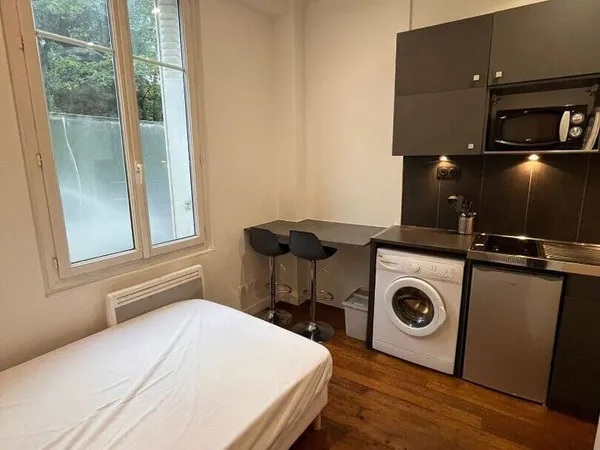 Appartement 1 pièce 14 m²