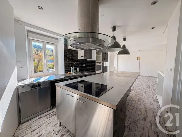 Appartement 3 pièces 107 m²