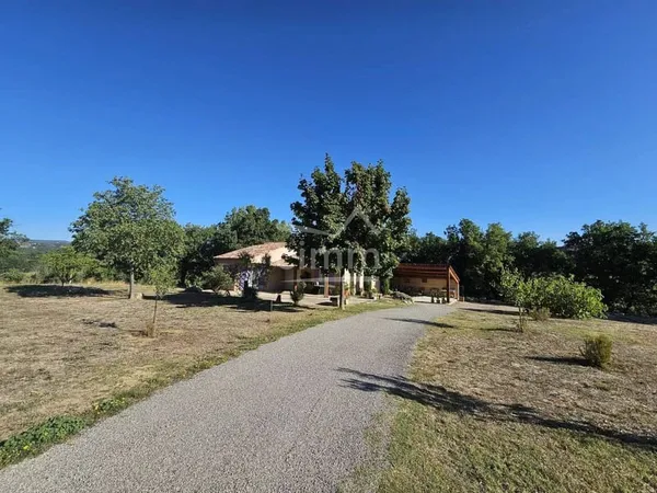 Villa 3 pièces 90 m²