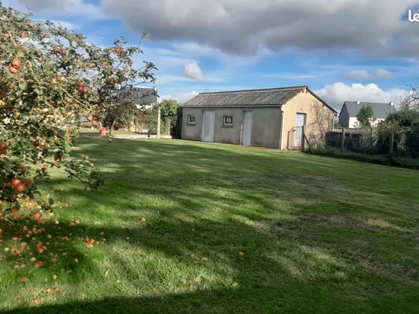 Terrain 650m²