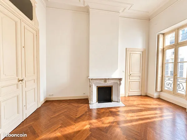 Appartement 5 pièces 175 m²