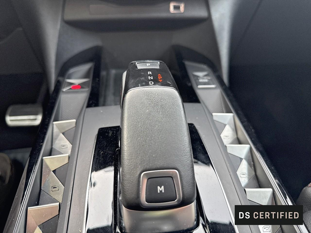 Ds Ds 3 crossback puretech 130 eat8 performance line+ — photo 14