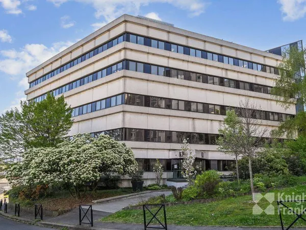 Bureau 2629 m²